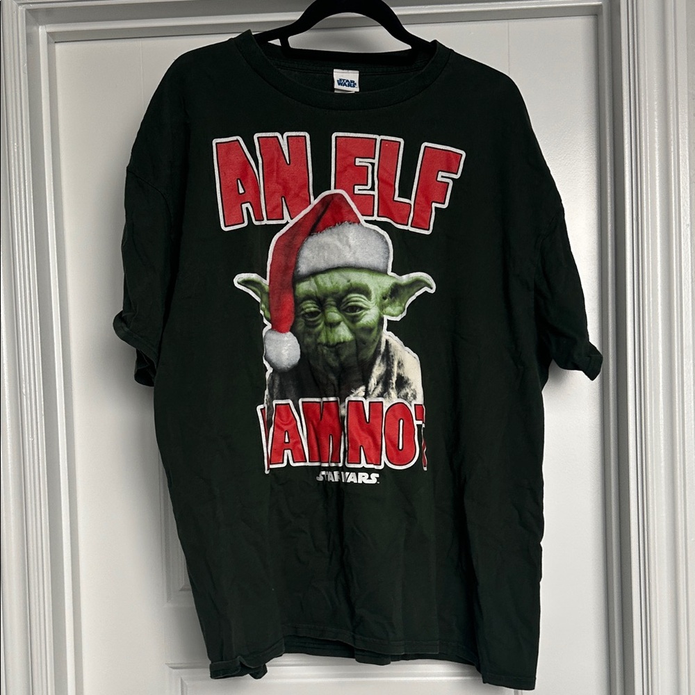 Gildan Black Yoda Christmas T-Shirt